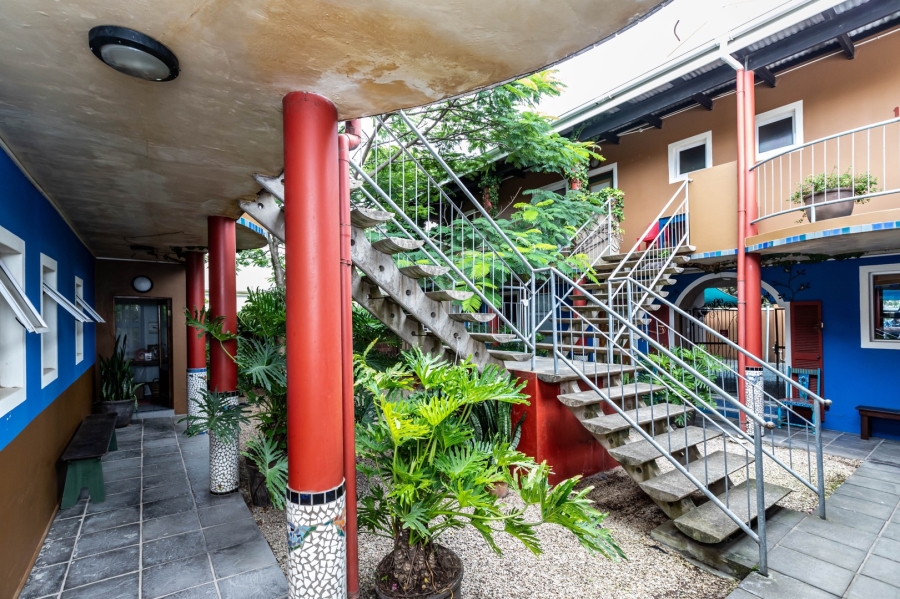 9 Bedroom Property for Sale in Nahoon Eastern Cape